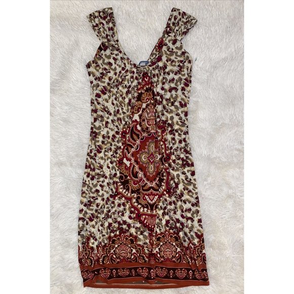 London Times Sleeveless Red Print V Neck Dress Size 8 Stretch Knee Length - Picture 3 of 4